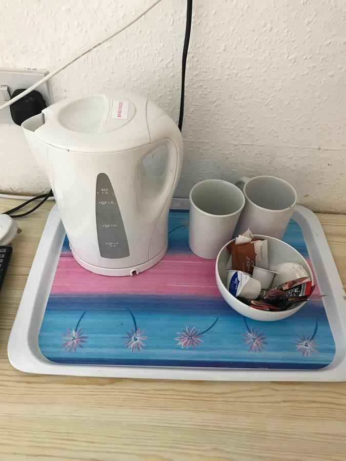 琳达儿酒店  哈罗区 外观 照片